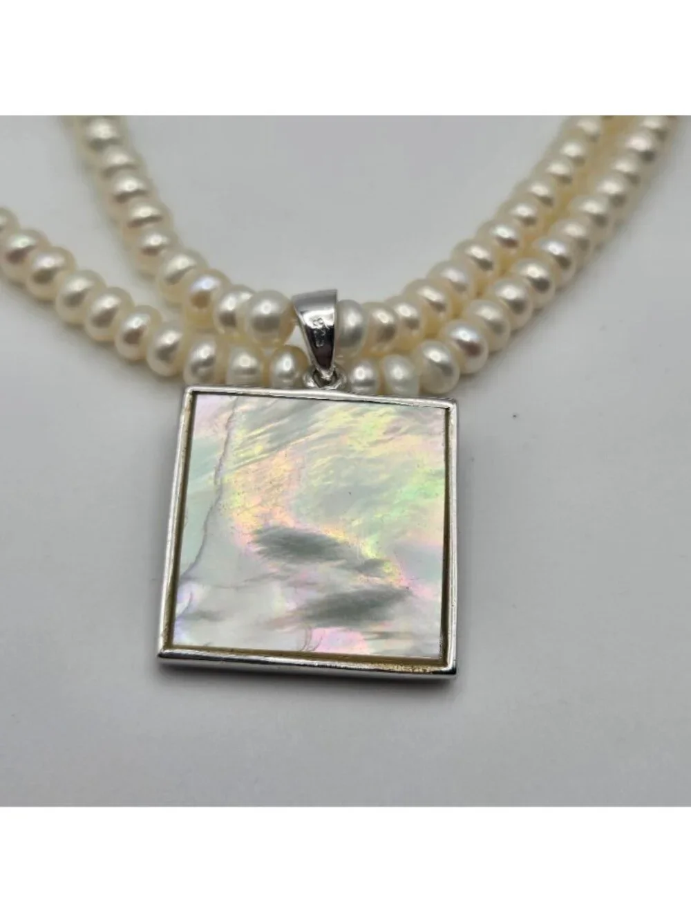 Vintage Freshwater Pearl Necklace Mother-Of-Pearl Crystal Pendant Double-Strand